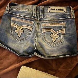 Woman’s 28 Rock Revival